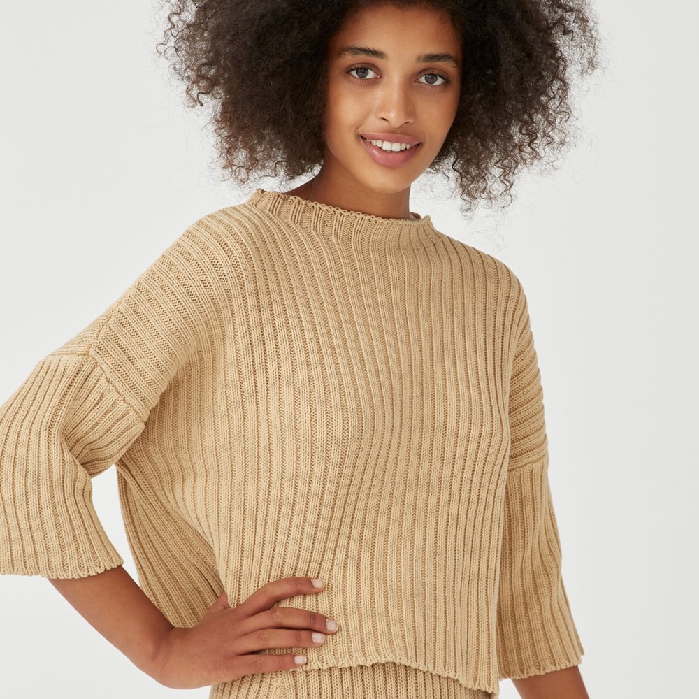 Jumper 33 — Clay Pot